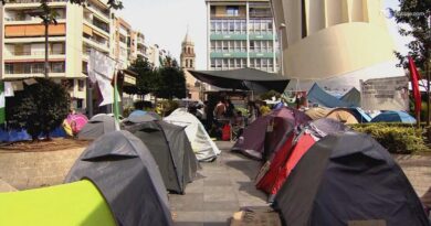Le tende di Madrid e i costi della casa