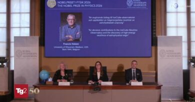 Nobel per la Fisica a Francis Halzen per aver catturato i neutrini con un osservatorio speciale