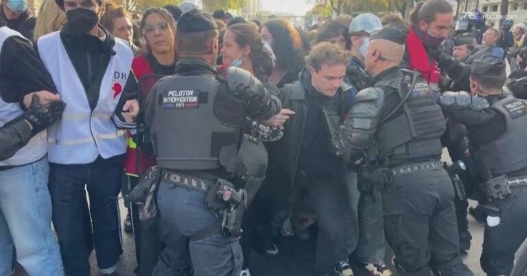 Francia, giovani in piazza e città blindate