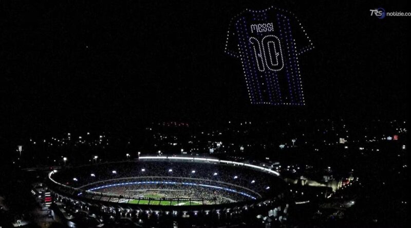 Messi gioca l'ultima partita con l'Argentina: il saluto commosso dei tifosi