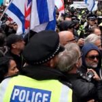 Londra, studenti pro-Pal contestati da contromanifestazione