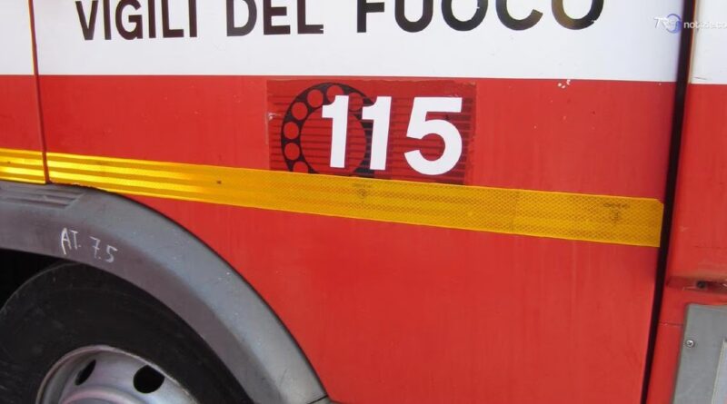 Spento all'alba l'incendio in un impianto di rifiuti nel Palermitano
