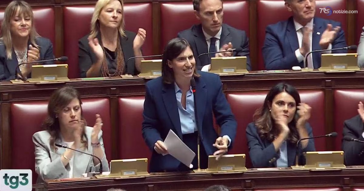Legge elettorale, il centrosinistra: “Una truffa, cambiate le regole perché avete paura”