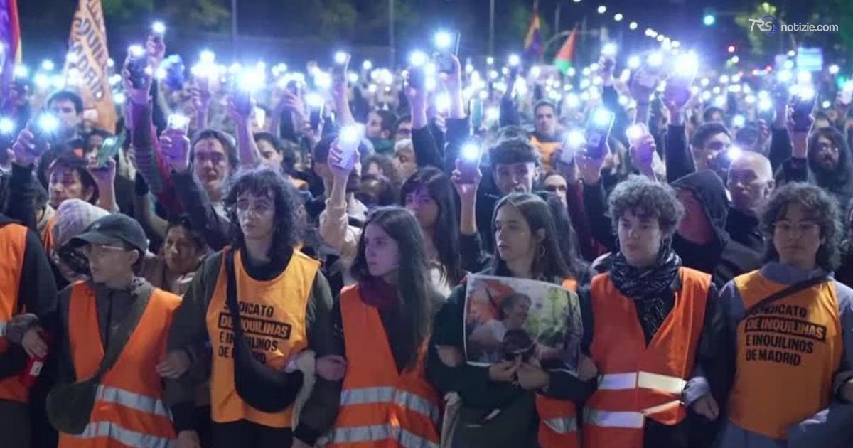 Decine di migliaia in corteo per Maricarmen, simbolo delle lotte per la casa