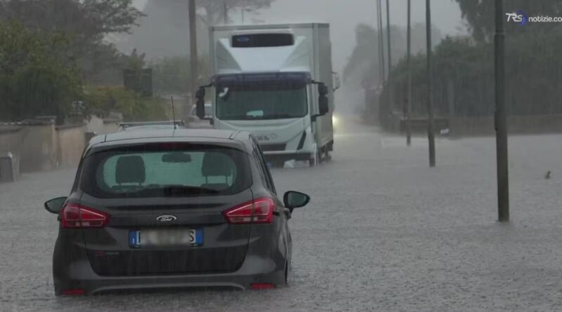 Maltempo nel Centro Italia: allagamenti sulla costa laziale