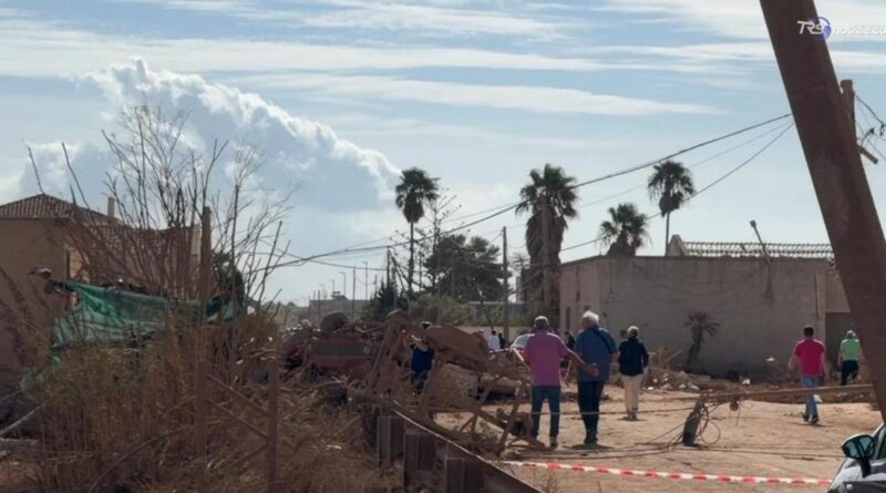 Devastazione a Marsala colpita violentemente da un tornado: capovolte auto