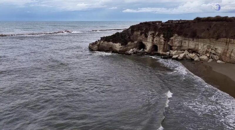 Maltempo ad Anzio, crolla falesia al Turcotto: le immagini dal drone