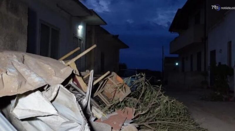 Marsala di notte dopo la furia del tornado: "Quello che ho visto non si può descrivere"