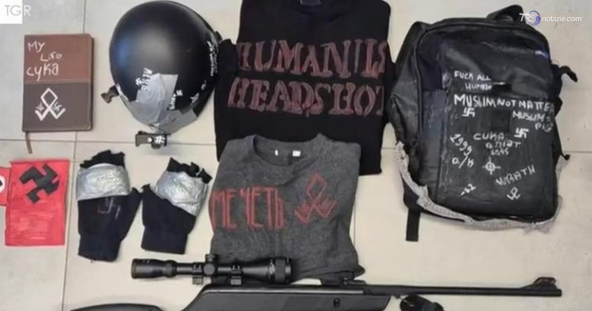 Svastiche e allusioni a stragi sui social. Denunciato un 14enne di Catania