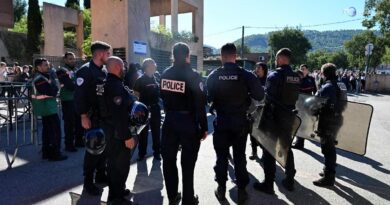 Spara contro il preside e gli insegnanti vicino Marsiglia, fermato un giovane