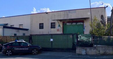 Precipita dal tetto di un capannone, muore operaio vicino Roma