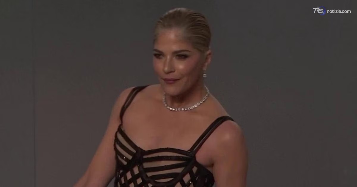 Selma Blair arrestata, il suo entourage: “Ha avuto un’emergenza medica”