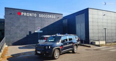 Scoppia un incendio in uno chalet di montagna, il proprietario muore carbonizzato