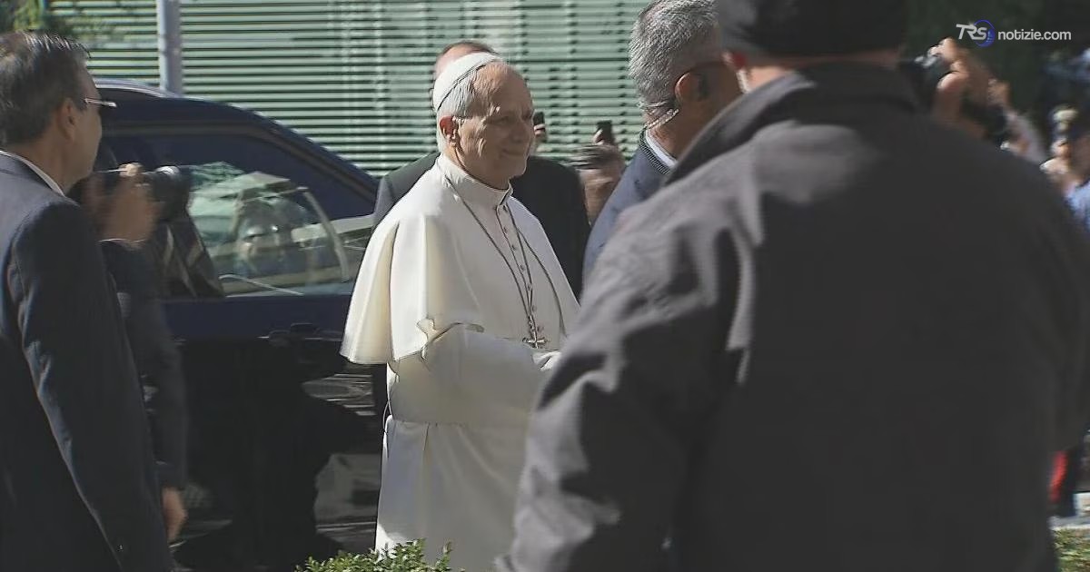 Papa è giunto al Gemelli per intervento