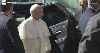 Il Papa al Gemelli, l'arrivo di Leone XIV in ospedale. Oggi l'intervento al polmone