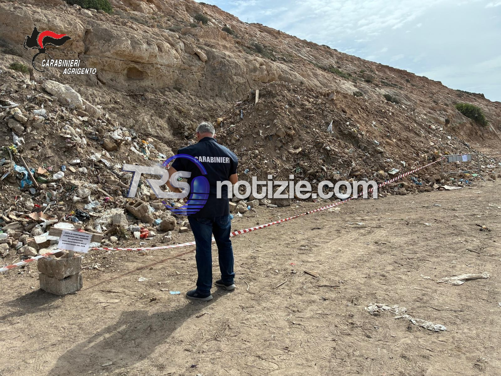 Lampedusa, controlli ambientali dei Carabinieri: sette denunciati, sequestrati 400 metri cubi di rifiuti e un’autofficina abusiva