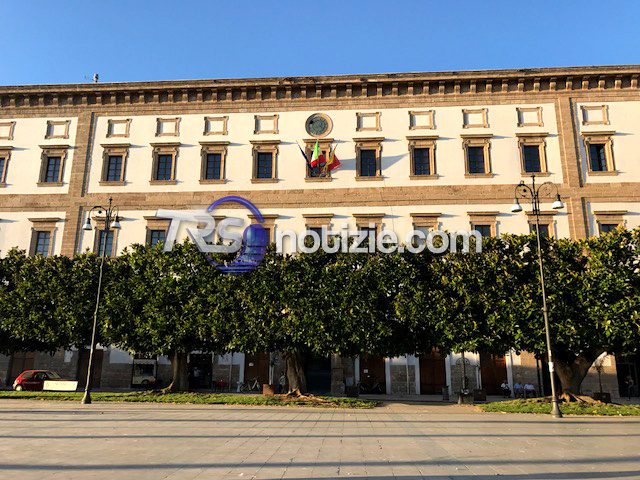 Sciacca, sicurezza al Palazzo municipale: Brucculeri e Blò chiedono chiarimenti sui controlli e sulla vigilanza