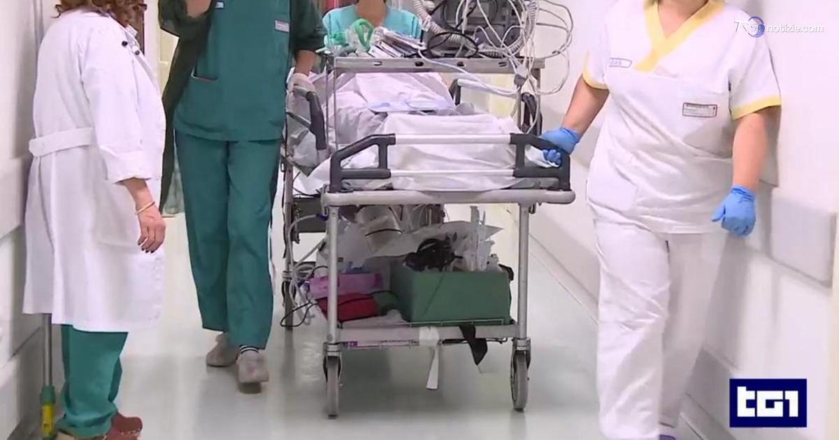 Incinta a 12 anni, il padre arrestato per violenza sessuale
