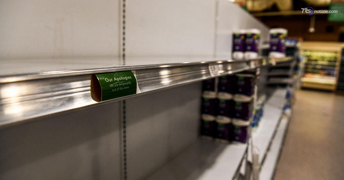 Il governo in Gran Bretagna: “Ogni cittadino abbia cibo in scatola, acqua e radio a manovella”