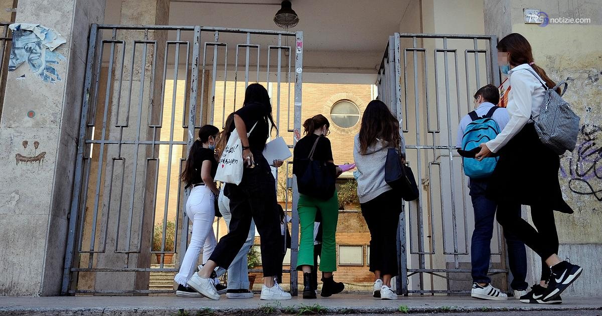 Manovra: per l’istruzione -7.000 posti, si rivede il fondo sugli asilo nido
