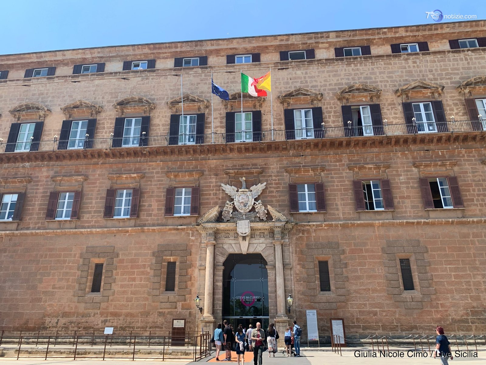Maggioranza compatta all’Ars, slalom tra i voti segreti. Manovrina avanti