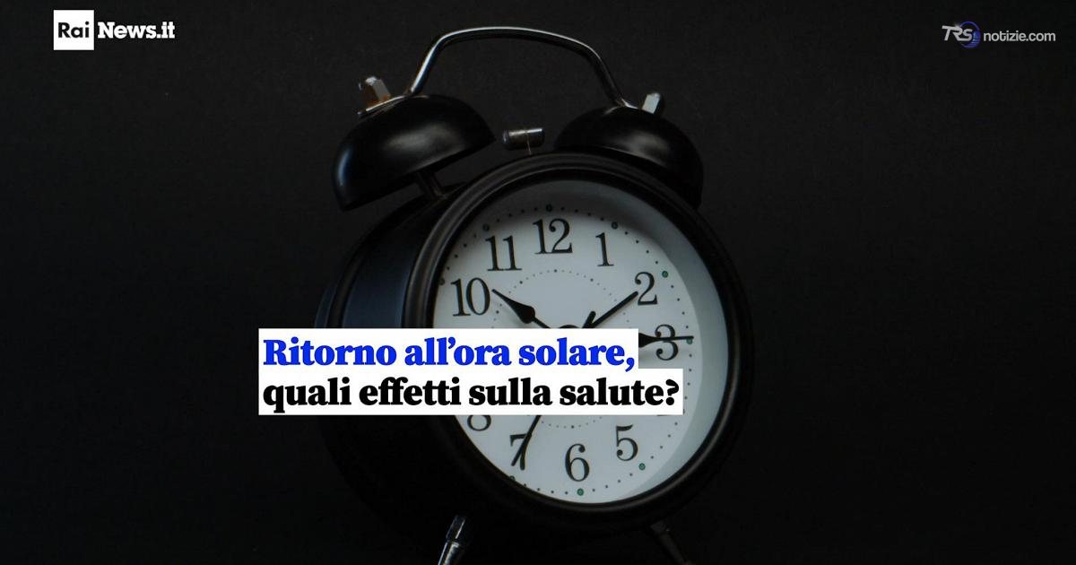 Arriva l'ora solare, indietro le lancette: si dorme un’ora in più. Quali effetti sulla salute?