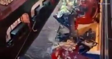 Germania: nave da crociera con 3.000 persone a bordo urta due portacontainer. Viaggio annullato