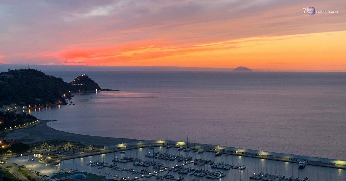 Capo d'Orlando, incidente in scooter muore un 18enne