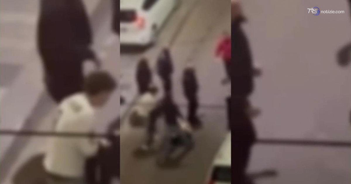 Fedez denunciato da quattro fan: “Abbiamo chiesto un selfie, ci hanno picchiato”