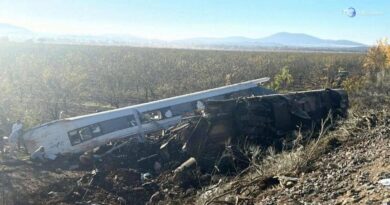 Spagna,urto treni: molte vittime , 150 feriti