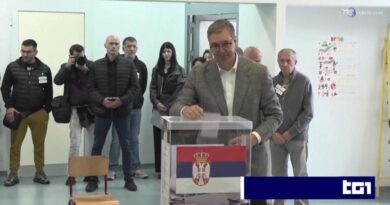 Elezioni anticipate in Serbia, la lista degli studenti sfida Vucic