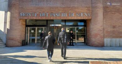 L’assemblea di Mps boccia l’acquisto di azioni proprie da assegnare al personale