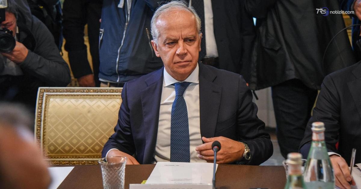Cortei, Piantedosi rassicura: “Allarmi ci sono ma nulla di diverso a quanto trattato finora”