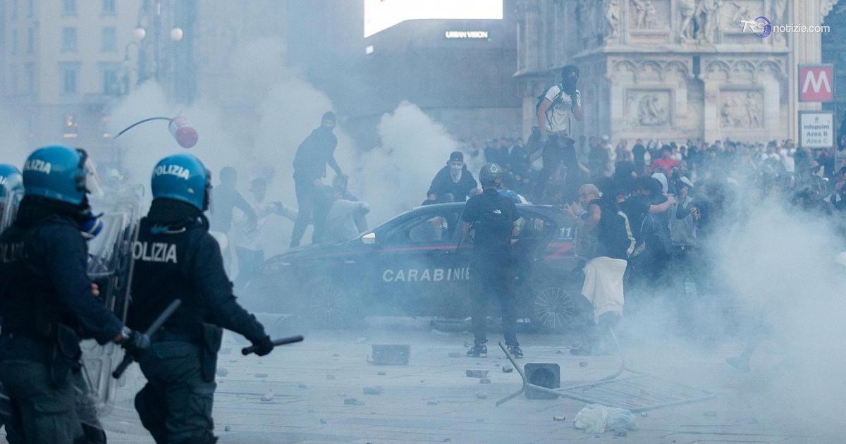 Scontri a Milano, Bologna e Torino: tensioni ai cortei “Italia in Piazza”