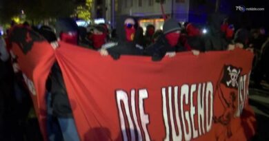 "I giovani sono arrabbiati", a Berlino sfila il corteo della Gen Z